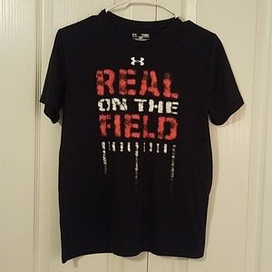 Boys Under Armour Shirt Size Large